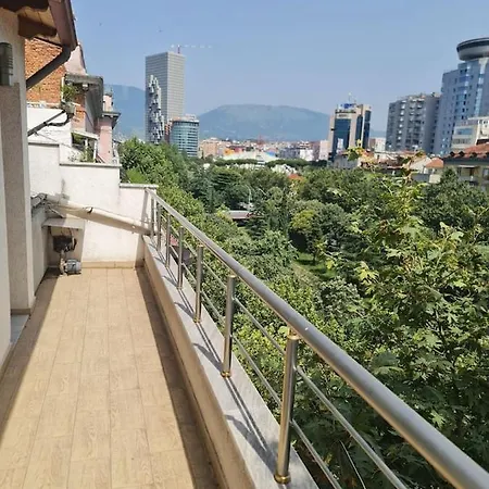 Apartamento Penthahouse Shallvare *