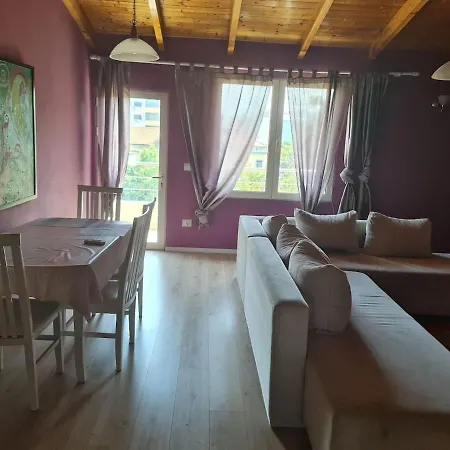 Penthahouse Shallvare * Tirana