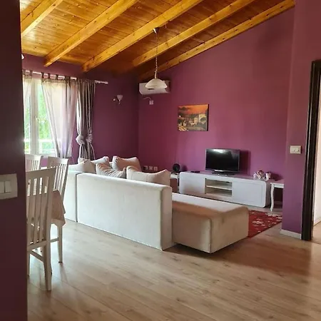 Penthahouse Shallvare *