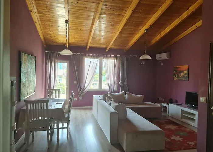 Appartement Penthahouse Shallvare Tirana